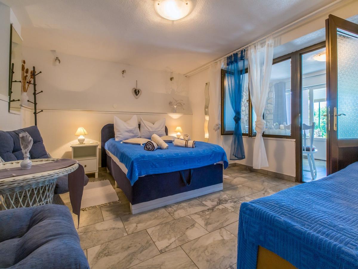 Apartments Susanne Нови Винодолски Екстериор снимка