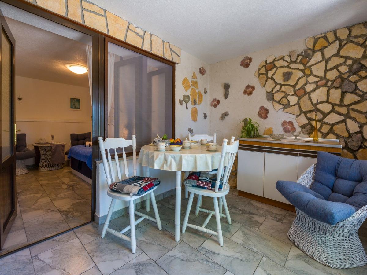 Apartments Susanne Нови Винодолски Екстериор снимка