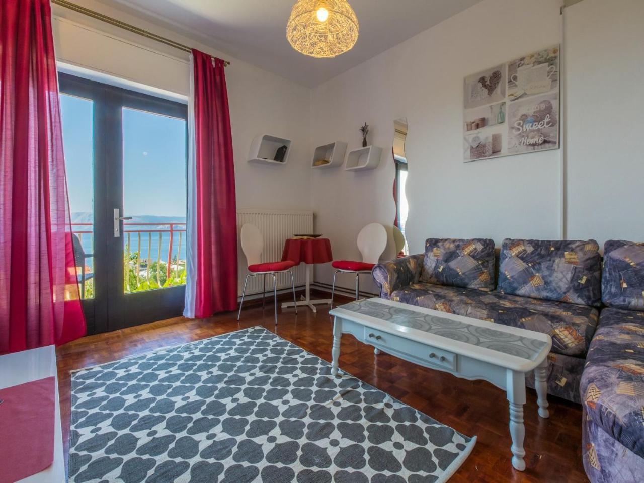 Apartments Susanne Нови Винодолски Екстериор снимка