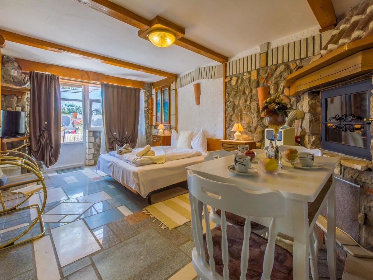 Apartments Susanne Нови Винодолски Екстериор снимка